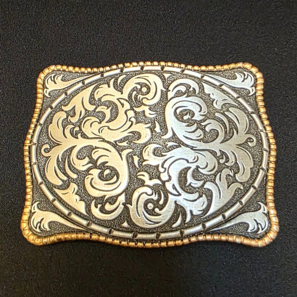 Vintage STORMING SILVER Signed WESTERN TEXAS style Belt Buckle
